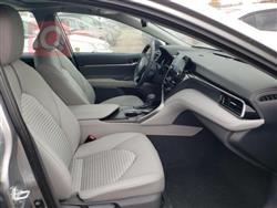 تۆیۆتا کامری